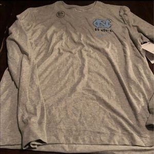 NWT men’s Nike Carolina tar heel long sleeve t shirt msrp $35